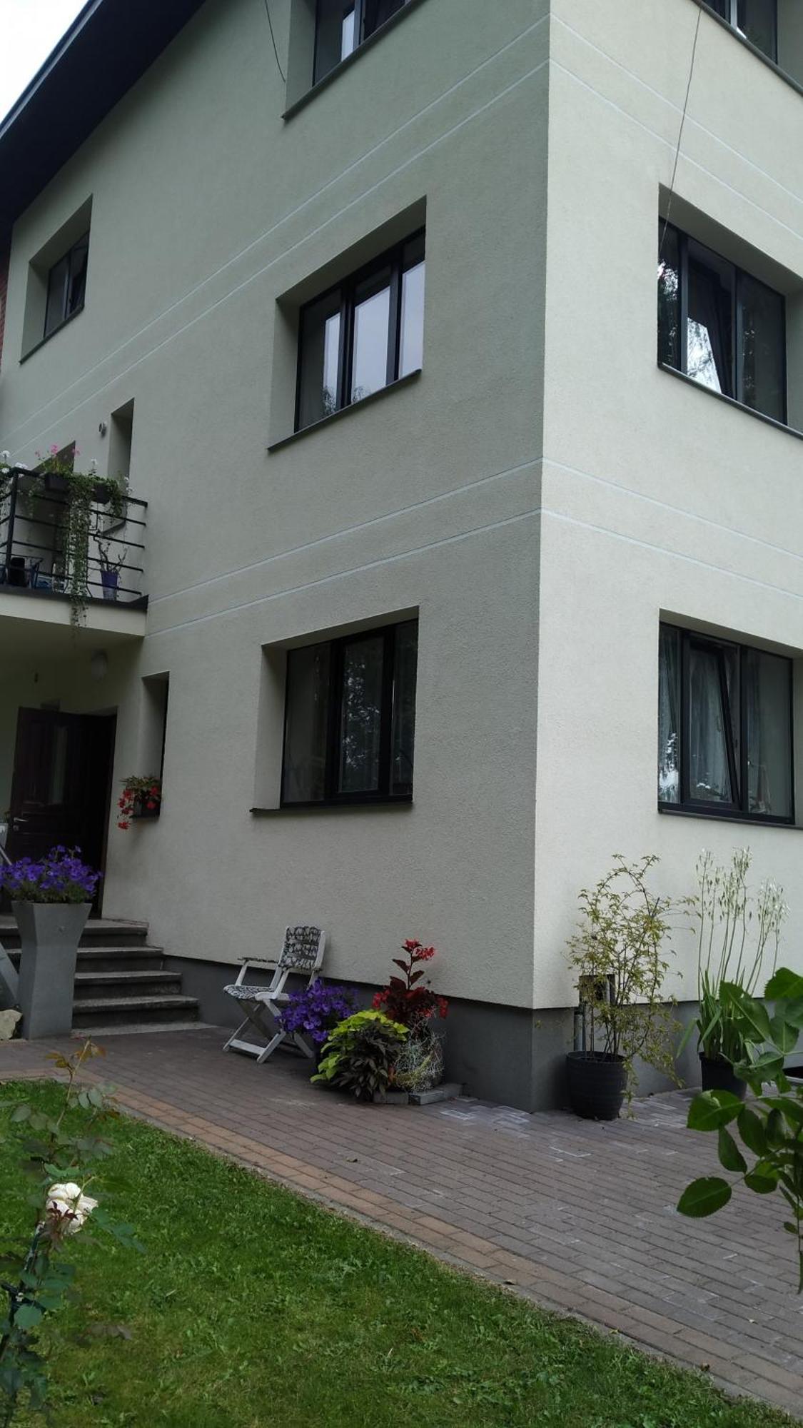 Studio Apartment And Free Airport Transfer Riga Exterior photo